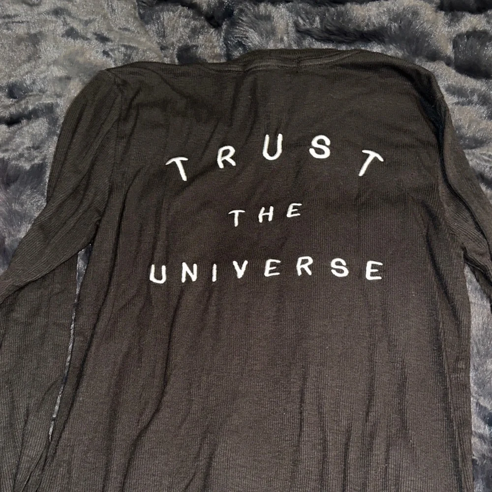 Spiritual Gangster Charcoal Knit Top NWOT - Picture 3 of 3